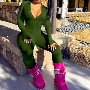 Solid zipper down jumpsuit